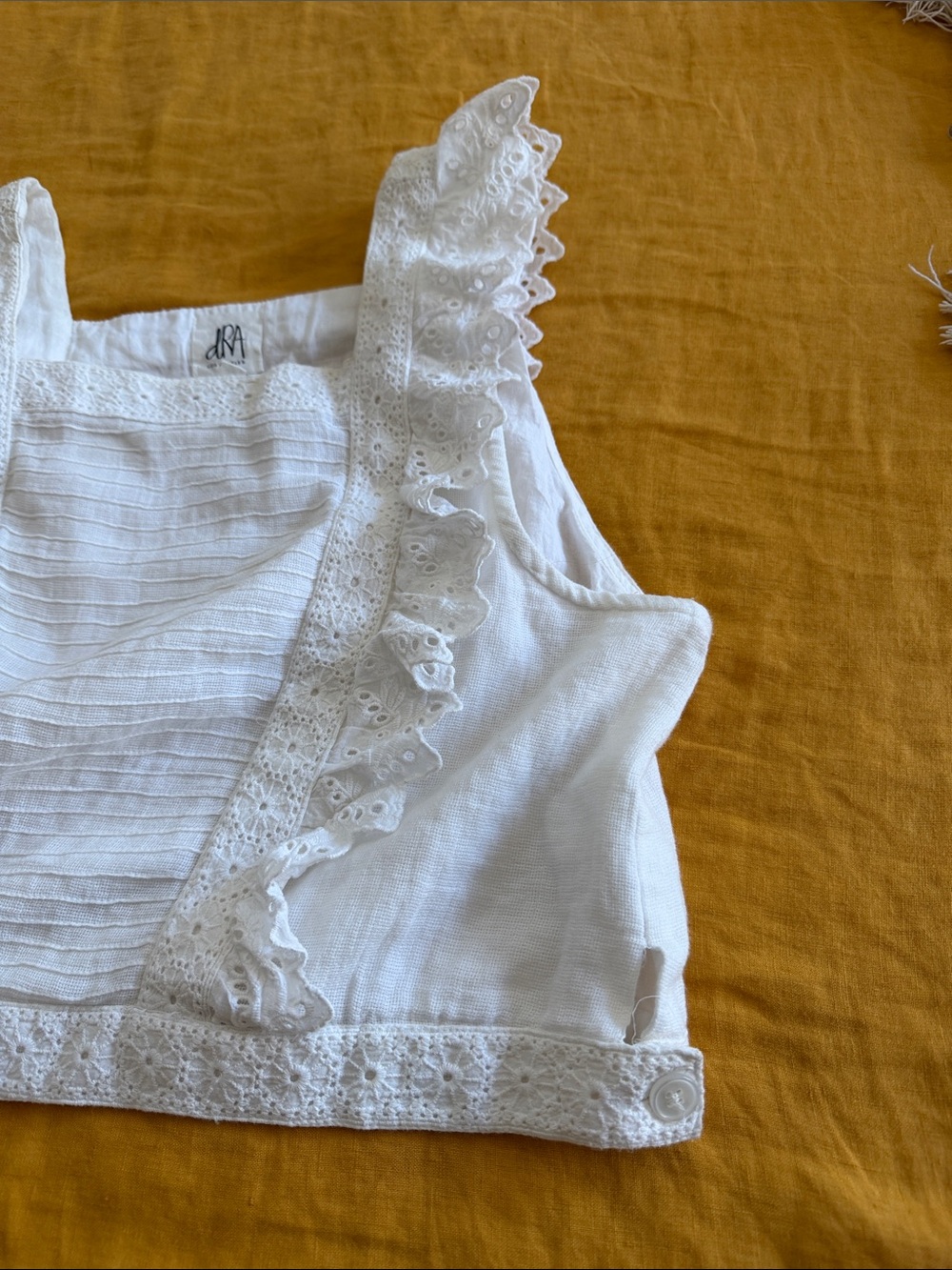White Lace-Trim Square Neck Crop Top - Women - Picture 3 of 5
